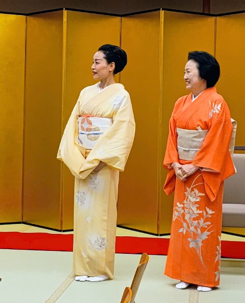 Anzu Matsuyoshi and her younger  counterpart answer our curious questions.

